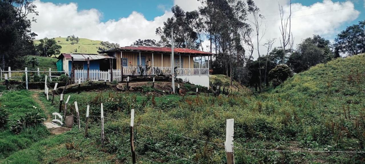 Refugio Paramo Trek Murillo Country house *